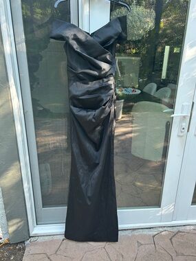 Rickie Freeman for Teri Jon Black Off-Shoulder Draped Maxi Gown